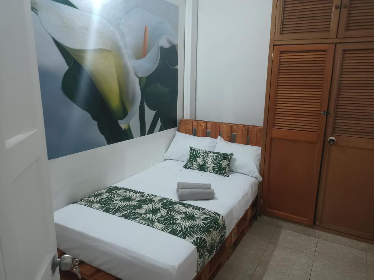 Hospedajes El Jardin Envigado Ngoại thất bức ảnh